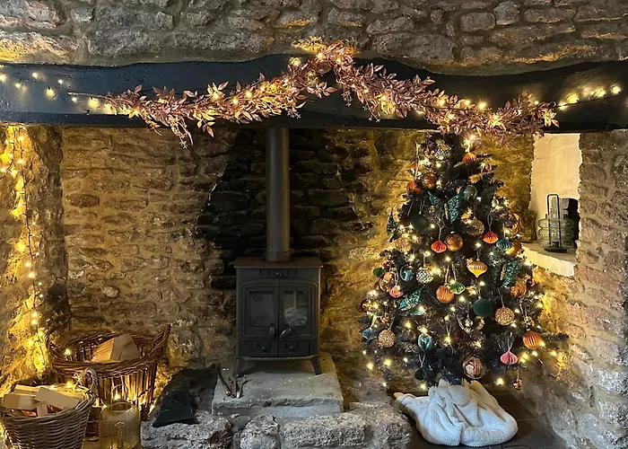 The Nook- A Rustic Cottage In A Beautiful Village.