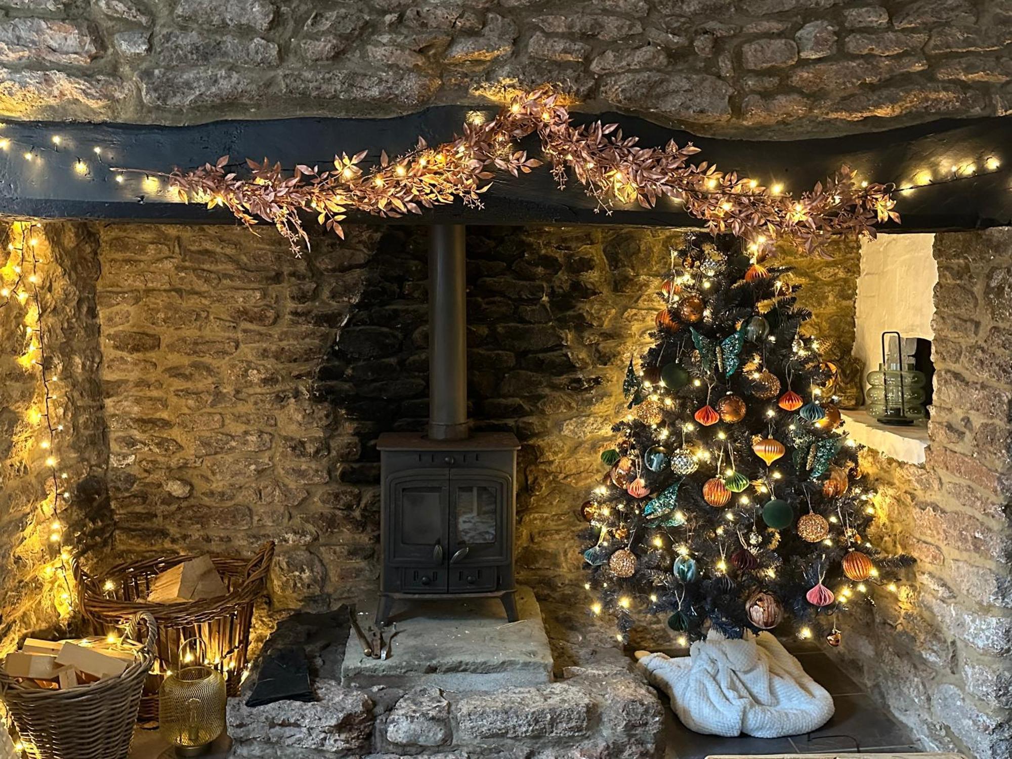 Casa de Férias The Nook- A Rustic In A Beautiful Village. *